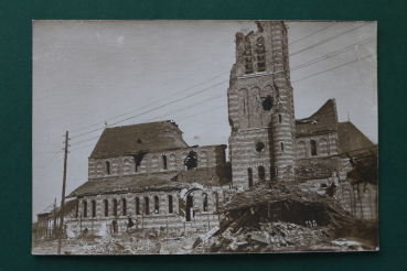 Ansichtskarte Foto AK Paschendale Passchendaele Passendale Flandern 1914-1918 Weltkrieg zerstörte Kirche Architektur Ortsansicht Belgien Belgique Belgie
